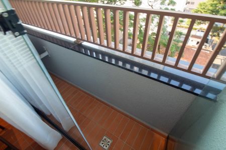 Studio para alugar com 29m², 1 quarto e sem vaga Studio para alugar com 29m², 1 quarto e sem vagaVaranda