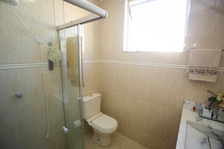 Apartamento à venda com 58m², 2 quartos e 1 vaga Apartamento à venda com 58m², 2 quartos e 1 vagaBanheiro