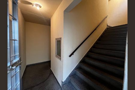 Apartamento à venda com 49m², 2 quartos e 1 vaga Apartamento à venda com 49m², 2 quartos e 1 vagaHall