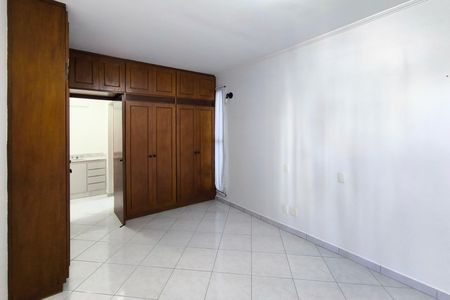 Apartamento à venda com 149m², 3 quartos e 2 vagas Apartamento à venda com 149m², 3 quartos e 2 vagasSuíte