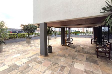 Apartamento à venda com 149m², 3 quartos e 2 vagas Apartamento à venda com 149m², 3 quartos e 2 vagasÁrea Comum