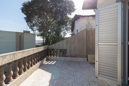 Casa à venda com 127m², 3 quartos e 2 vagas Casa à venda com 127m², 3 quartos e 2 vagasVaranda do Quarto 3