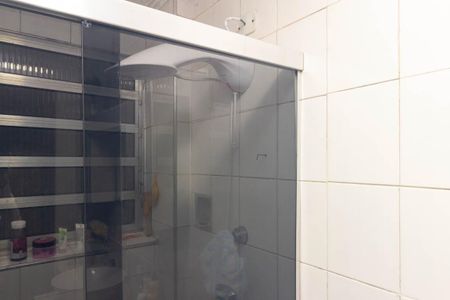 Apartamento à venda com 101m², 2 quartos e sem vaga Apartamento à venda com 101m², 2 quartos e sem vagaBanheiro