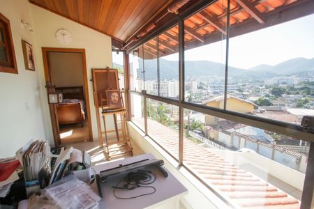 Casa para alugar com 297m², 3 quartos e 3 vagas Casa para alugar com 297m², 3 quartos e 3 vagasVaranda do Quarto Suíte1