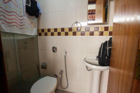 Casa para alugar com 297m², 3 quartos e 3 vagas Casa para alugar com 297m², 3 quartos e 3 vagasBanheiro de serviço