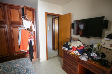 Casa para alugar com 297m², 3 quartos e 3 vagas Casa para alugar com 297m², 3 quartos e 3 vagasQuarto 4