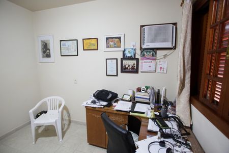 Casa para alugar com 297m², 3 quartos e 3 vagas Casa para alugar com 297m², 3 quartos e 3 vagasQuarto Suíte 2