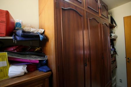 Casa para alugar com 297m², 3 quartos e 3 vagas Casa para alugar com 297m², 3 quartos e 3 vagasCloset do Quarto Suíte 1