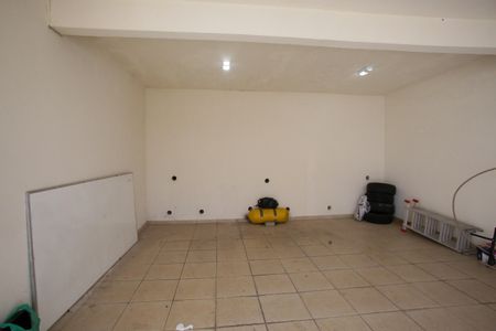 Casa para alugar com 297m², 3 quartos e 3 vagas Casa para alugar com 297m², 3 quartos e 3 vagasGaragem