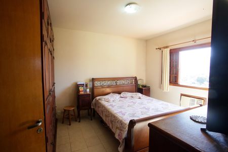 Casa para alugar com 297m², 3 quartos e 3 vagas Casa para alugar com 297m², 3 quartos e 3 vagasQuarto Suíte1