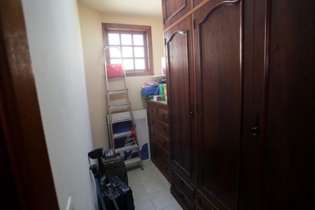 Casa para alugar com 297m², 3 quartos e 3 vagas Casa para alugar com 297m², 3 quartos e 3 vagasCloset do Quarto Suíte 1