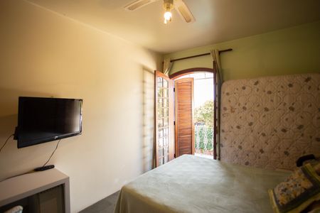 Casa à venda com 370m², 4 quartos e 6 vagas Casa à venda com 370m², 4 quartos e 6 vagasSuíte 2