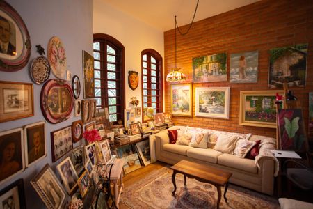 Casa à venda com 370m², 4 quartos e 6 vagas Casa à venda com 370m², 4 quartos e 6 vagasSala 2