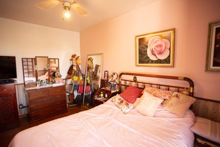 Casa à venda com 370m², 4 quartos e 6 vagas Casa à venda com 370m², 4 quartos e 6 vagasSuíte 1