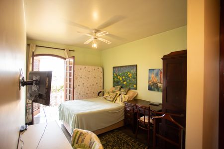 Casa à venda com 370m², 4 quartos e 6 vagas Casa à venda com 370m², 4 quartos e 6 vagasSuíte 2