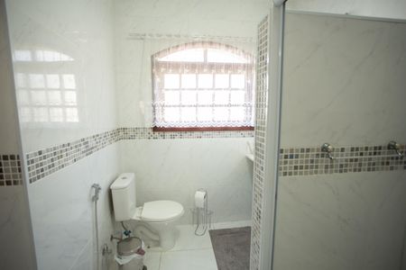 Casa à venda com 370m², 4 quartos e 6 vagas Casa à venda com 370m², 4 quartos e 6 vagasBanheiro da Suíte 3