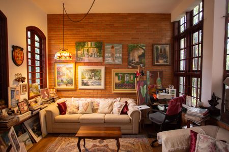 Casa à venda com 370m², 4 quartos e 6 vagas Casa à venda com 370m², 4 quartos e 6 vagasSala 2