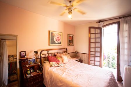 Casa à venda com 370m², 4 quartos e 6 vagas Casa à venda com 370m², 4 quartos e 6 vagasSuíte 1