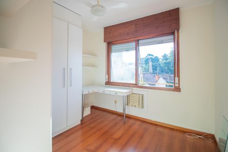 Apartamento à venda com 142m², 4 quartos e 2 vagas Apartamento à venda com 142m², 4 quartos e 2 vagasQuarto 2