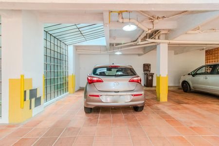 Apartamento à venda com 142m², 4 quartos e 2 vagas Apartamento à venda com 142m², 4 quartos e 2 vagasGaragem