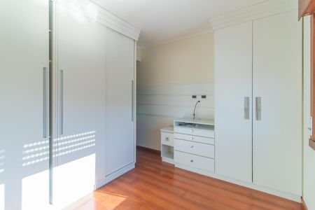 Apartamento à venda com 142m², 4 quartos e 2 vagas Apartamento à venda com 142m², 4 quartos e 2 vagasQuarto 3