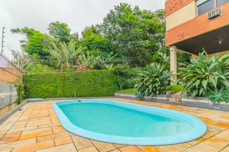 Apartamento à venda com 142m², 4 quartos e 2 vagas Apartamento à venda com 142m², 4 quartos e 2 vagasÁrea comum - Piscina