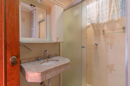 Apartamento à venda com 142m², 4 quartos e 2 vagas Apartamento à venda com 142m², 4 quartos e 2 vagasBanheiro 2