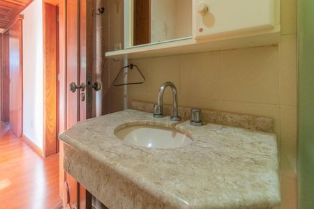 Apartamento à venda com 142m², 4 quartos e 2 vagas Apartamento à venda com 142m², 4 quartos e 2 vagasBanheiro 2