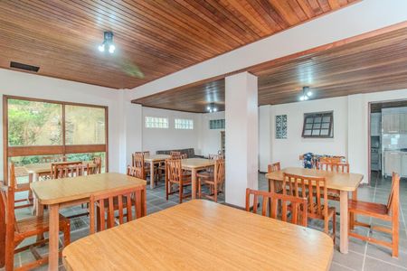 Apartamento à venda com 142m², 4 quartos e 2 vagas Apartamento à venda com 142m², 4 quartos e 2 vagasÁrea comum - Salão de festas