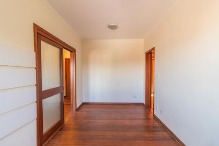 Apartamento à venda com 142m², 4 quartos e 2 vagas Apartamento à venda com 142m², 4 quartos e 2 vagasSala