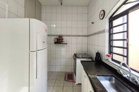 Casa à venda com 250m², 4 quartos e 3 vagasCozinha