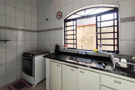 Casa à venda com 250m², 4 quartos e 3 vagasCozinha