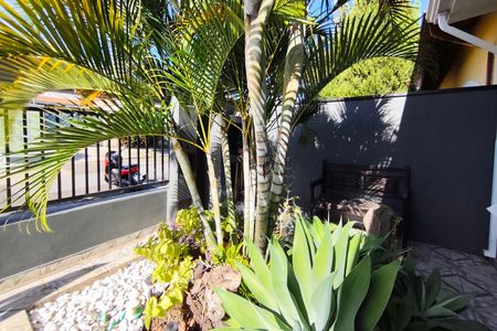 Casa à venda com 250m², 4 quartos e 3 vagasQuintal - Garagem