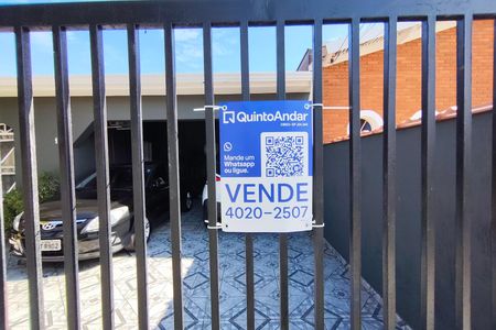 Casa à venda com 250m², 4 quartos e 3 vagasPlaca