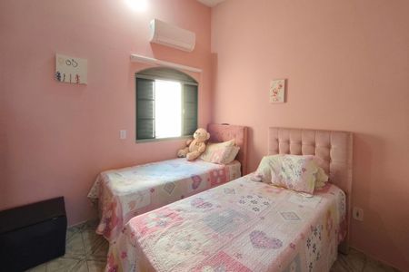 Casa à venda com 250m², 4 quartos e 3 vagasQuarto 2