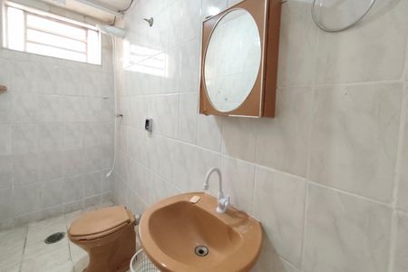 Casa à venda com 250m², 4 quartos e 3 vagasCasa 2 - Banheiro