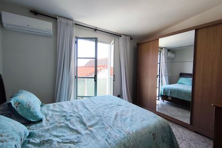 Casa à venda com 250m², 4 quartos e 3 vagas Suíte