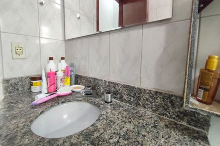 Casa à venda com 250m², 4 quartos e 3 vagasBanheiro Social