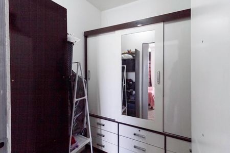 Casa à venda com 200m², 3 quartos e 2 vagasCloset da suíte