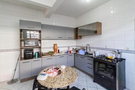 Casa à venda com 200m², 3 quartos e 2 vagasCozinha