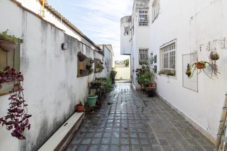 Casa à venda com 200m², 3 quartos e 2 vagasQuintal