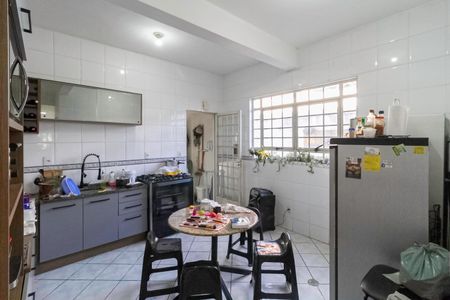 Casa à venda com 200m², 3 quartos e 2 vagasCozinha