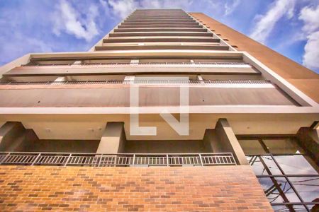 Studio à venda com 26m², 1 quarto e sem vaga Studio à venda com 26m², 1 quarto e sem vagaFachada