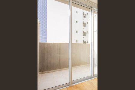 Apartamento à venda com 82m², 2 quartos e 2 vagasVaranda da Suíte