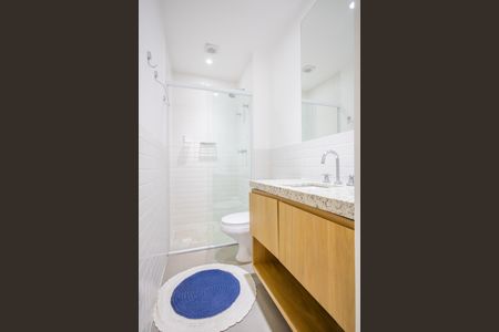 Apartamento à venda com 82m², 2 quartos e 2 vagasBanheiro da Suíte