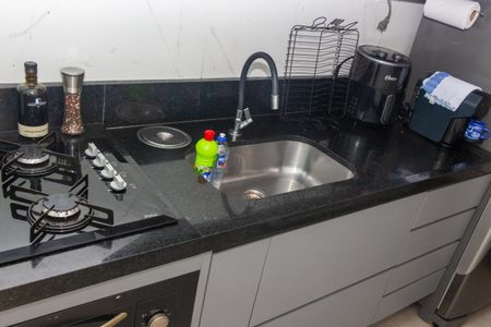 Apartamento à venda com 50m², 2 quartos e 2 vagas Apartamento à venda com 50m², 2 quartos e 2 vagasCozinha e Área de Serviço