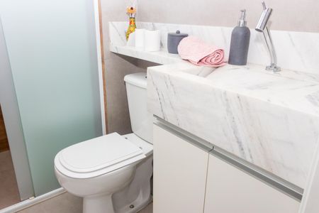 Apartamento à venda com 50m², 2 quartos e 2 vagas Apartamento à venda com 50m², 2 quartos e 2 vagasBanheiro