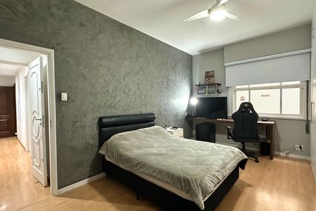 Apartamento à venda com 200m², 3 quartos e 1 vagaQuarto 02