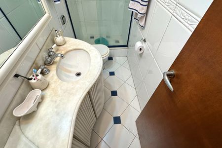 Apartamento à venda com 200m², 3 quartos e 1 vagaBanheiro Social