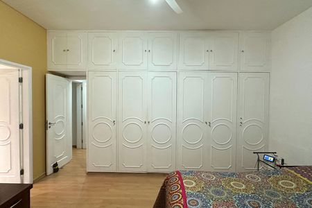 Apartamento à venda com 200m², 3 quartos e 1 vagaSuíte